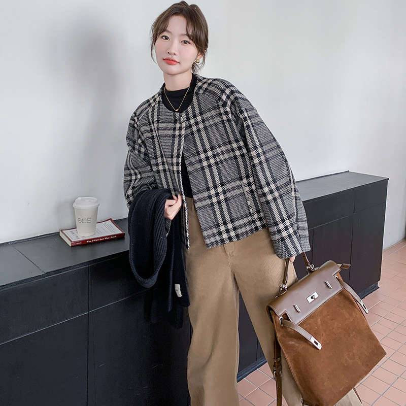 灰格小香风气质毛呢外套女2024冬季新款韩版宽松小个子呢子短大衣,女装毛呢外套,浙宝099