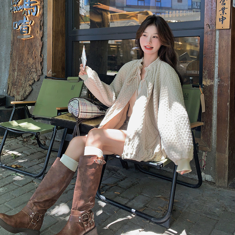 杏色华夫格休闲短外套女春秋2025新款简约大方今年流行的宽松上衣,女装棉衣/棉服,浙宝099