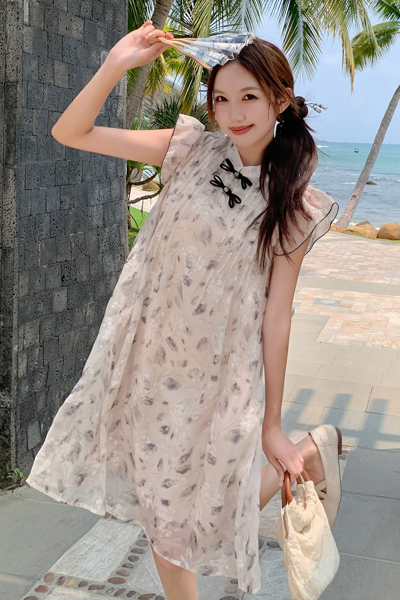 米色碎花连衣裙夏季女2024新款飞飞袖复古小个子减龄中长款A字裙,女装连衣裙,浙宝099