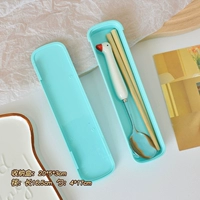 Зеленый белый гусь