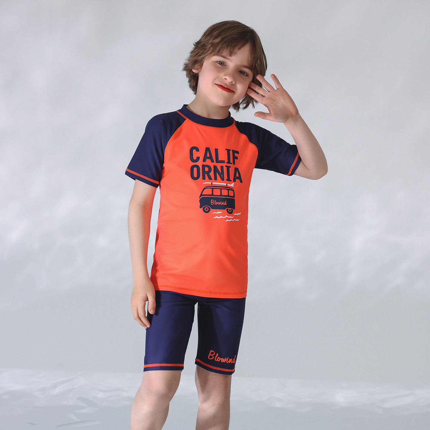 出口欧美单男中大童防晒防辐射短袖橘色小汽车短裤休闲分体游泳衣