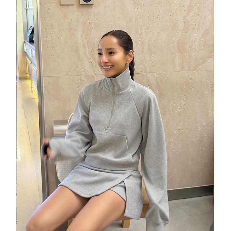 10号PM20:00上新 蚕丝羊毛高克重！高领拉链卫衣 休闲套头上衣