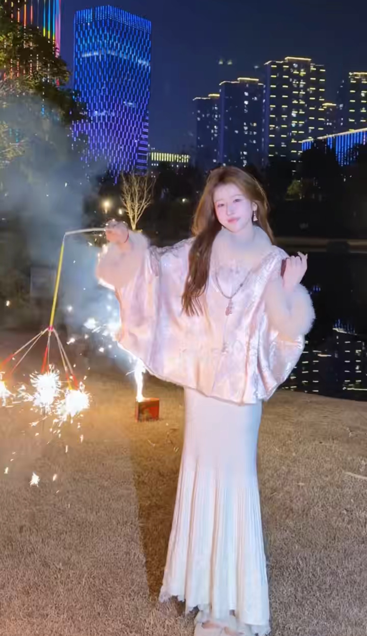 2026新中式国风套装女提花水貂毛羽绒小袄两件套半裙装高端轻奢潮