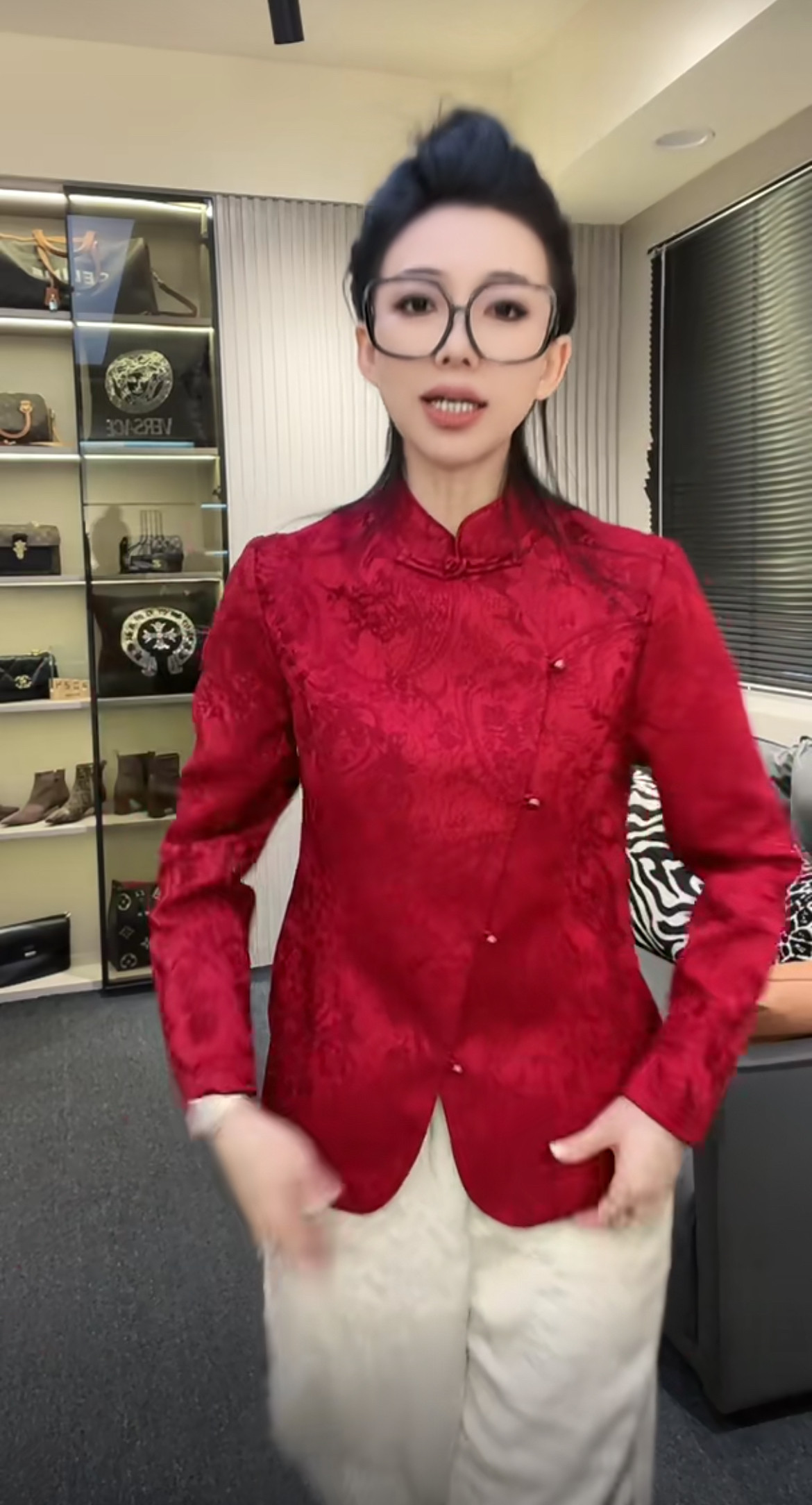 醋酸提花国风红色本命年衬衫女2024新款秋冬小众别致复古洋气上衣