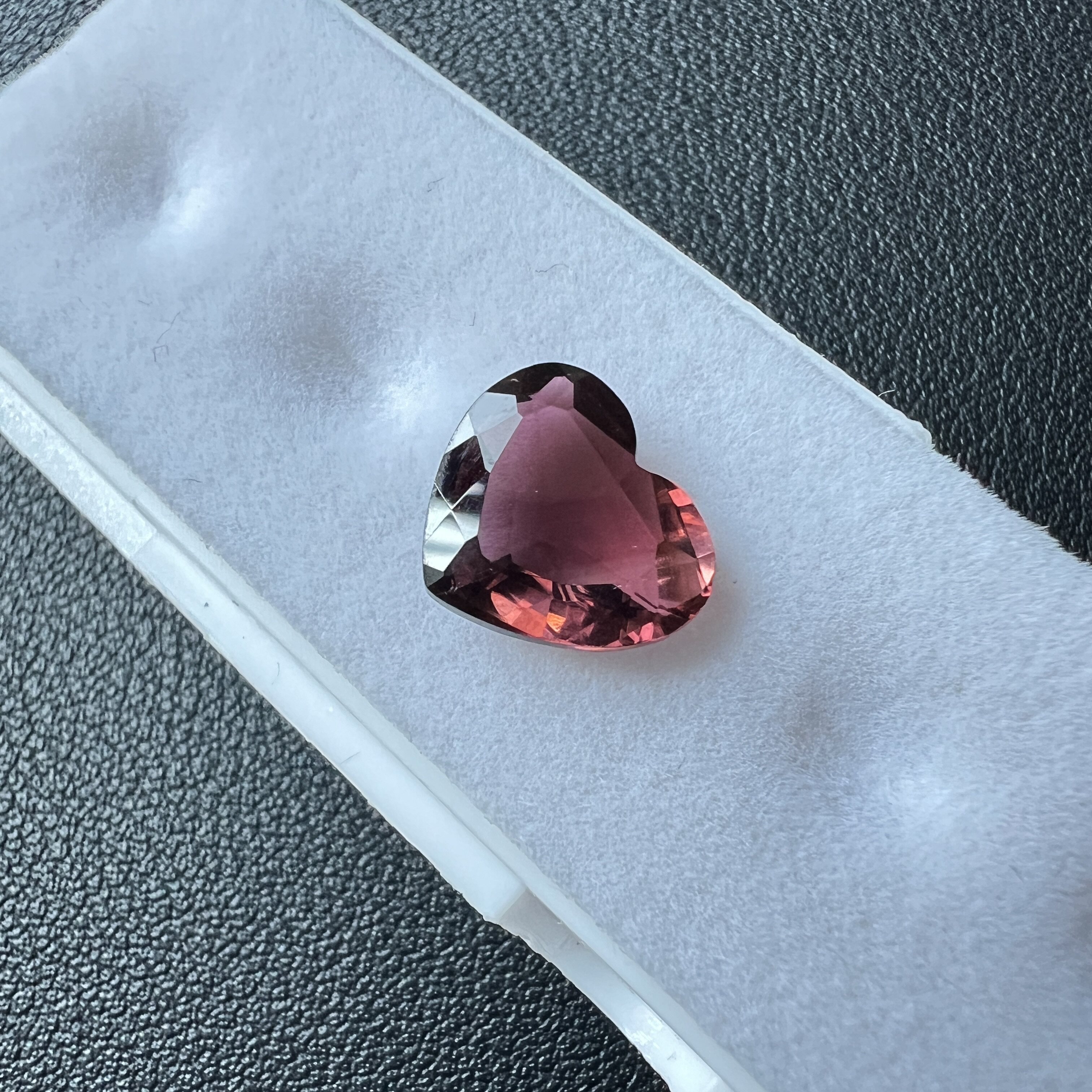 3.87ct天然碧玺日落色橙色香槟色心形精切全净体11.4*10mm