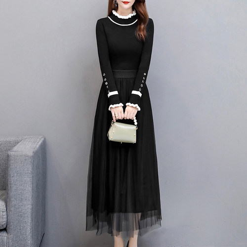 百搭风新款半高领黑色针织连衣裙