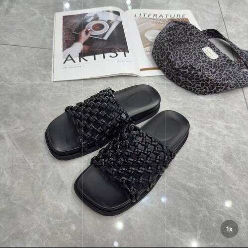 2026夏季厚底一脚蹬编织凉拖外穿镂空罗马拖鞋慵懒风度假勃肯半拖