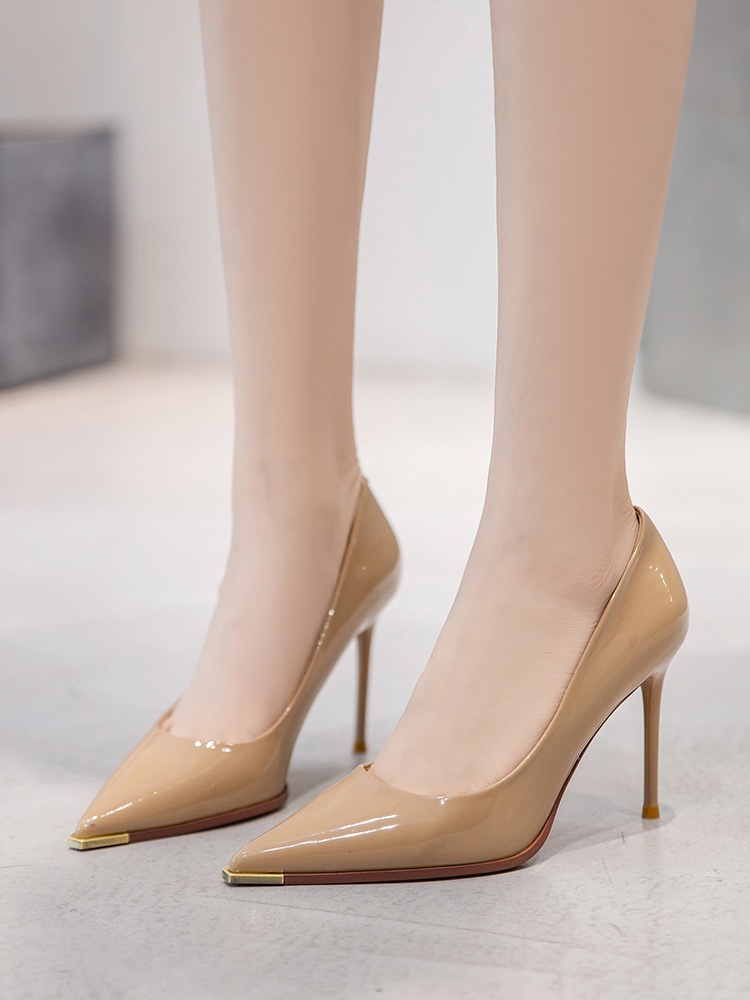 钎金鸟2023年新款韩版纯色漆皮高跟鞋浅口尖头鞋仙女气质百搭单鞋