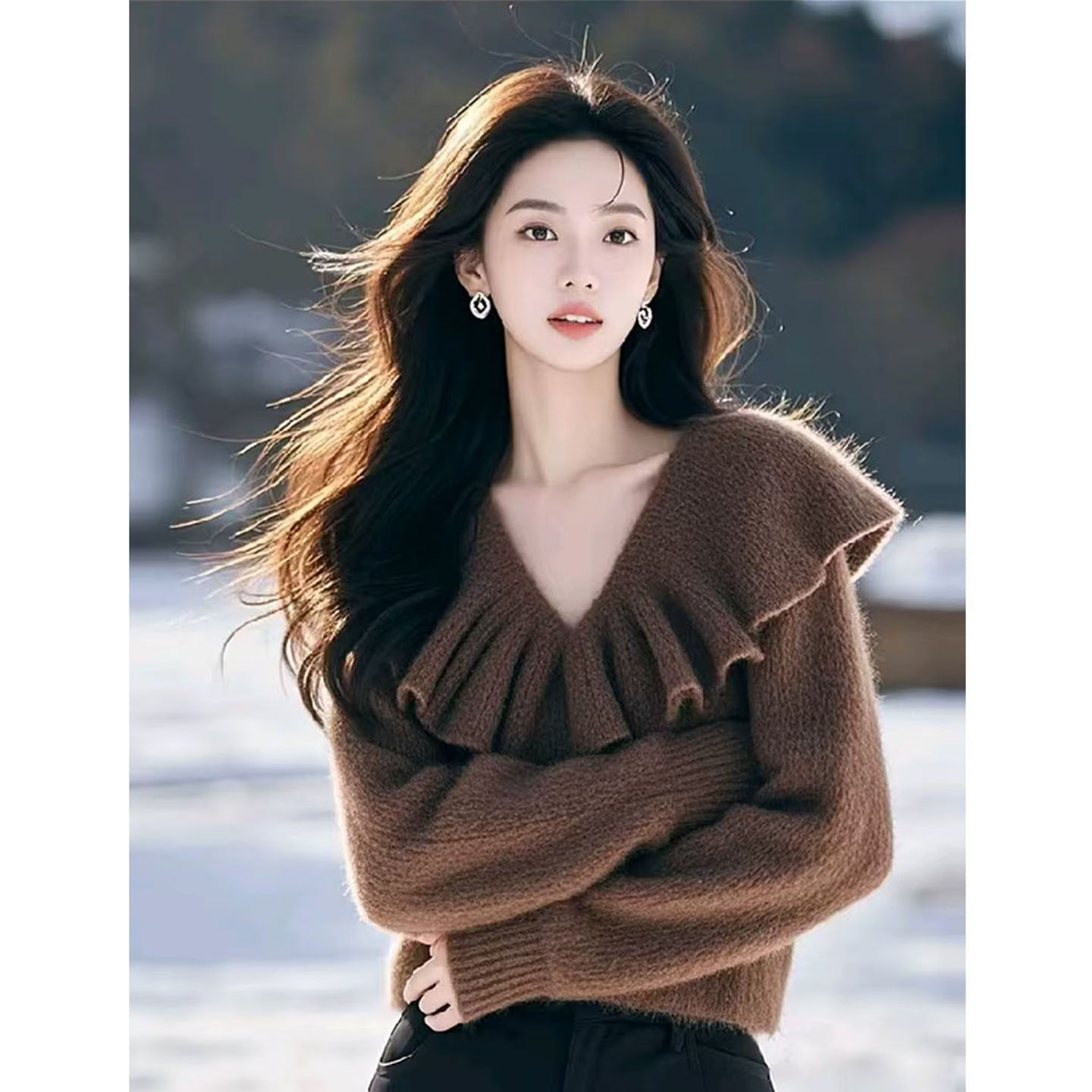 秋冬高级感绝美咖色甜美叠层装饰领口荷叶边v领短款针织衫毛衣女,女装/女士精品,毛针织衫,淘宝优惠券,粉丝福利购,淘宝优惠卷