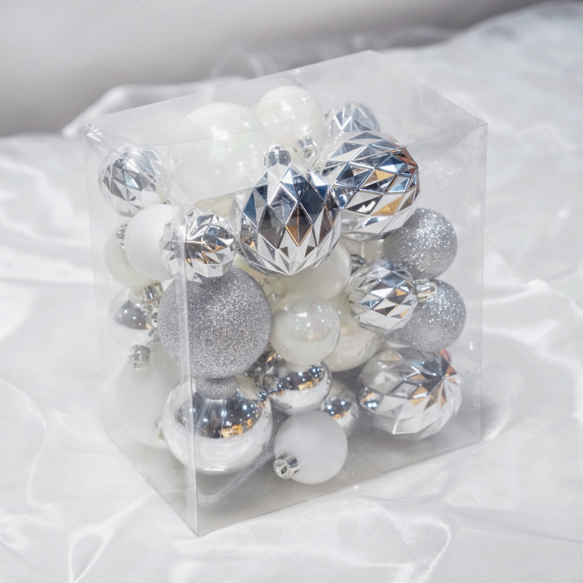 圣诞球4+6cm银白高级配色组合装