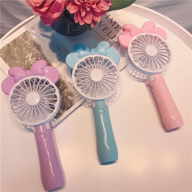 迷你手拿小电风扇手动usb可充电学生随身手持便携式儿童卡通电扇在类目 居家日用, 扇/迷你风扇/配件/冰垫/冰贴, 迷你风扇中 - 来自Buy2taobao.com提供专业的淘宝代购服务