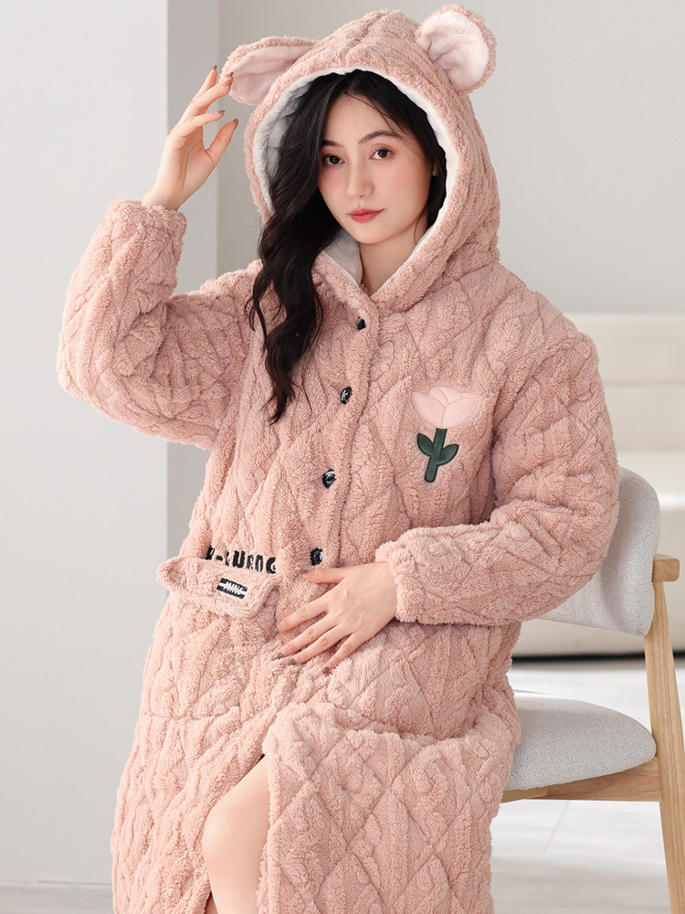SUPER THICK COTTON NIGHTGOWN WOMENS AUTUMN AND WINTER LONG WARM CORAL VELVET WINTER PAJAMAS WOMENS THREE-LAYER THICKENED AND FLEECE BATHROBE