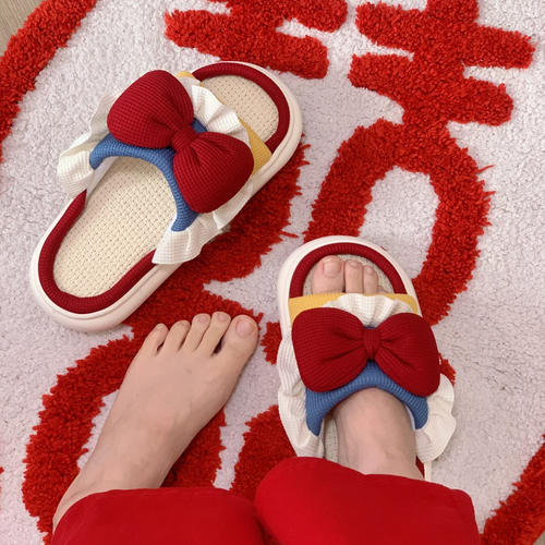 结婚亚麻拖鞋女生在逃公主少女心红色室内家居棉麻防滑厚底四季拖