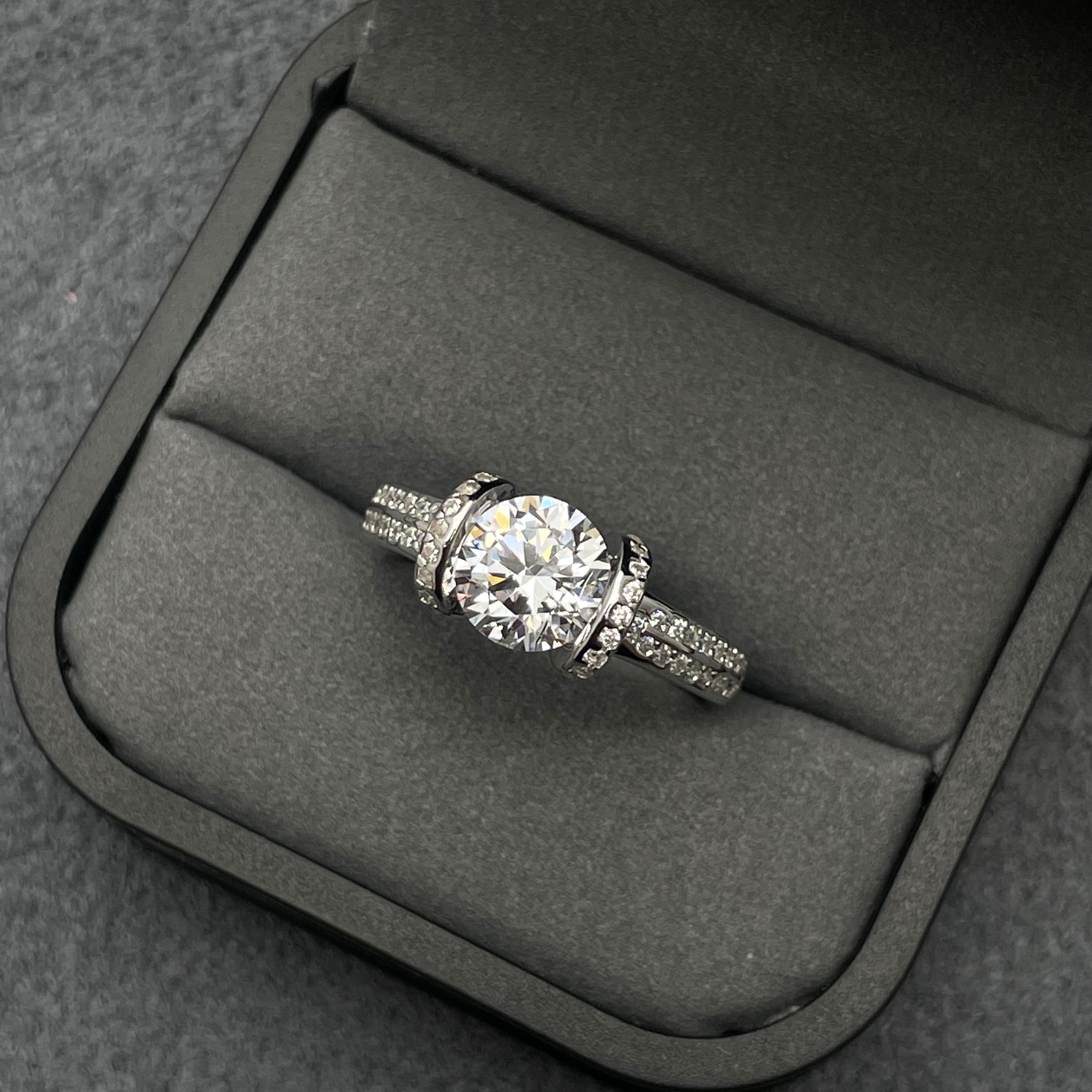 八心八箭圆钻欧式浪漫纯银925戒