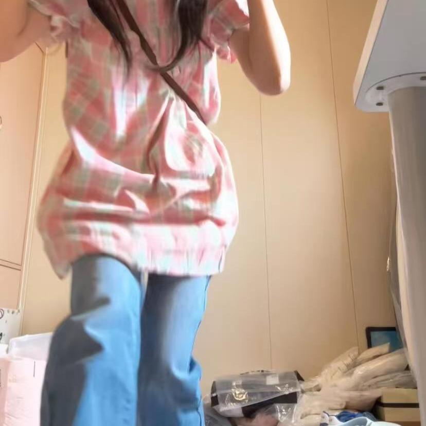 日系粉色格纹泡泡袖连衣裙夏季女设计感小众宽松休闲短款衬衫裙子
