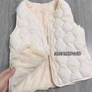 美式复古贴身毛绒马甲冬季三明治穿搭坎肩防寒保暖奶呼呼马夹