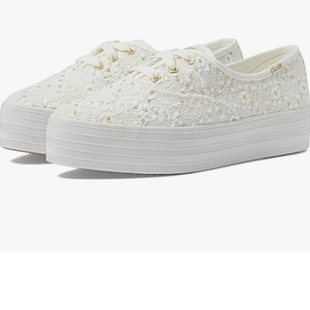 女士运动鞋蕾丝帆布鞋