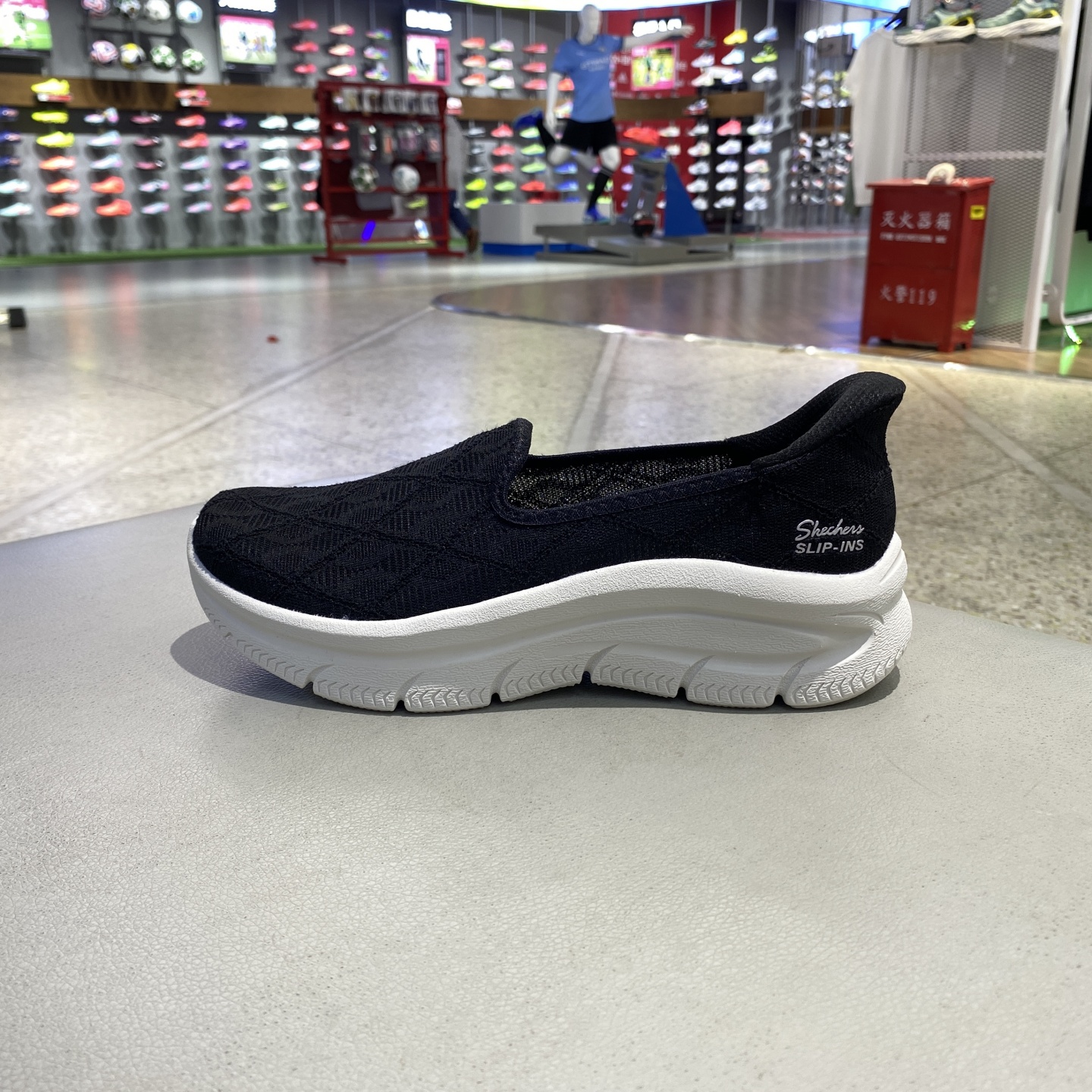 skechers斯凯奇厚底女鞋健步鞋鱼丝网布增高轻便透气休闲鞋159287