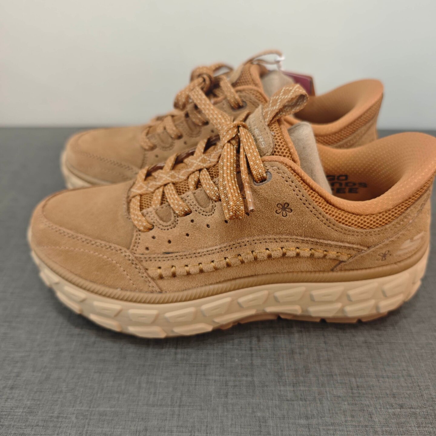 Skechers斯凯奇闪穿科技户外鞋厚底增高女鞋休闲运动鞋180408C