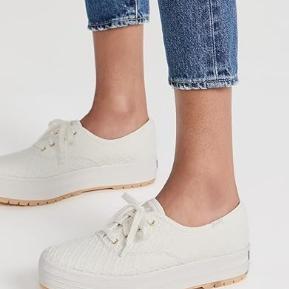 Keds 厚底帆布鞋Platform Lug Eyelet 松糕底休闲鞋女鞋