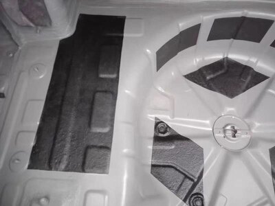 原车沥青自粘阻尼片事故车