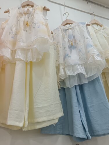 女童夏装套装2026新款儿童汉服国风马甲小女孩夏季阔腿裤裙三件套