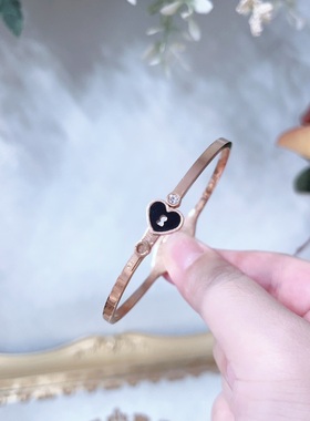 不易褪色手镯极简风金色