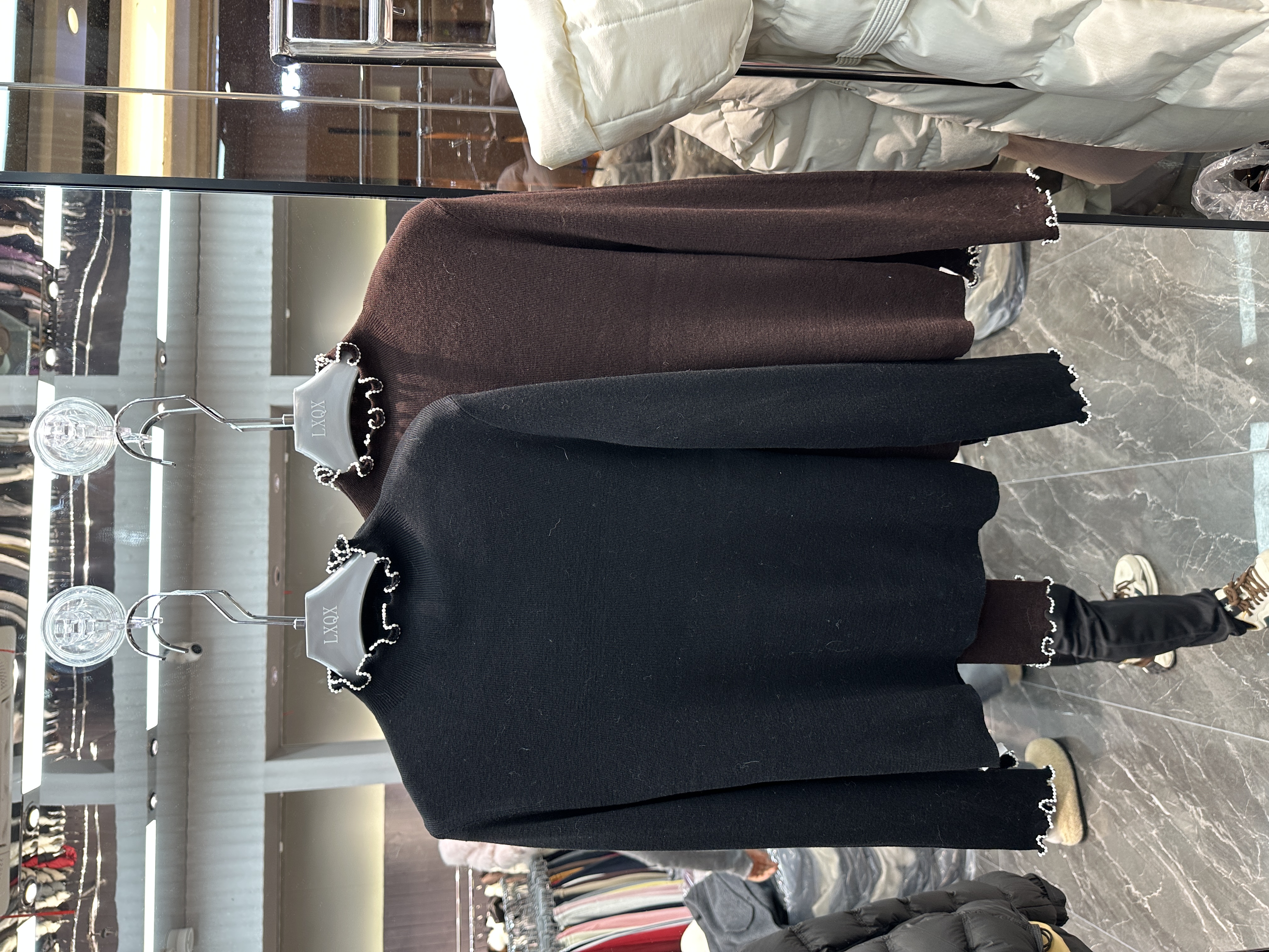 欧洲站2025冬季新款半高领木耳边拼色气质百搭慵懒风羊毛针织毛衣