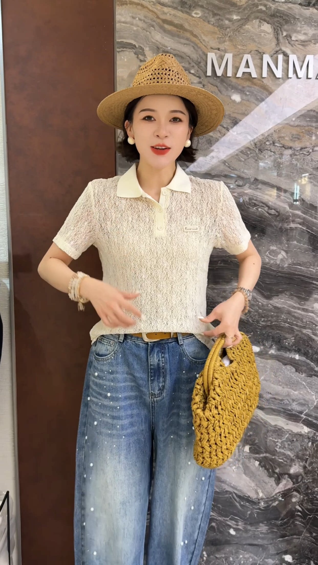 欧洲站2026春夏新款高级感翻领百搭字母贴标显瘦蕾丝弹力女士T恤