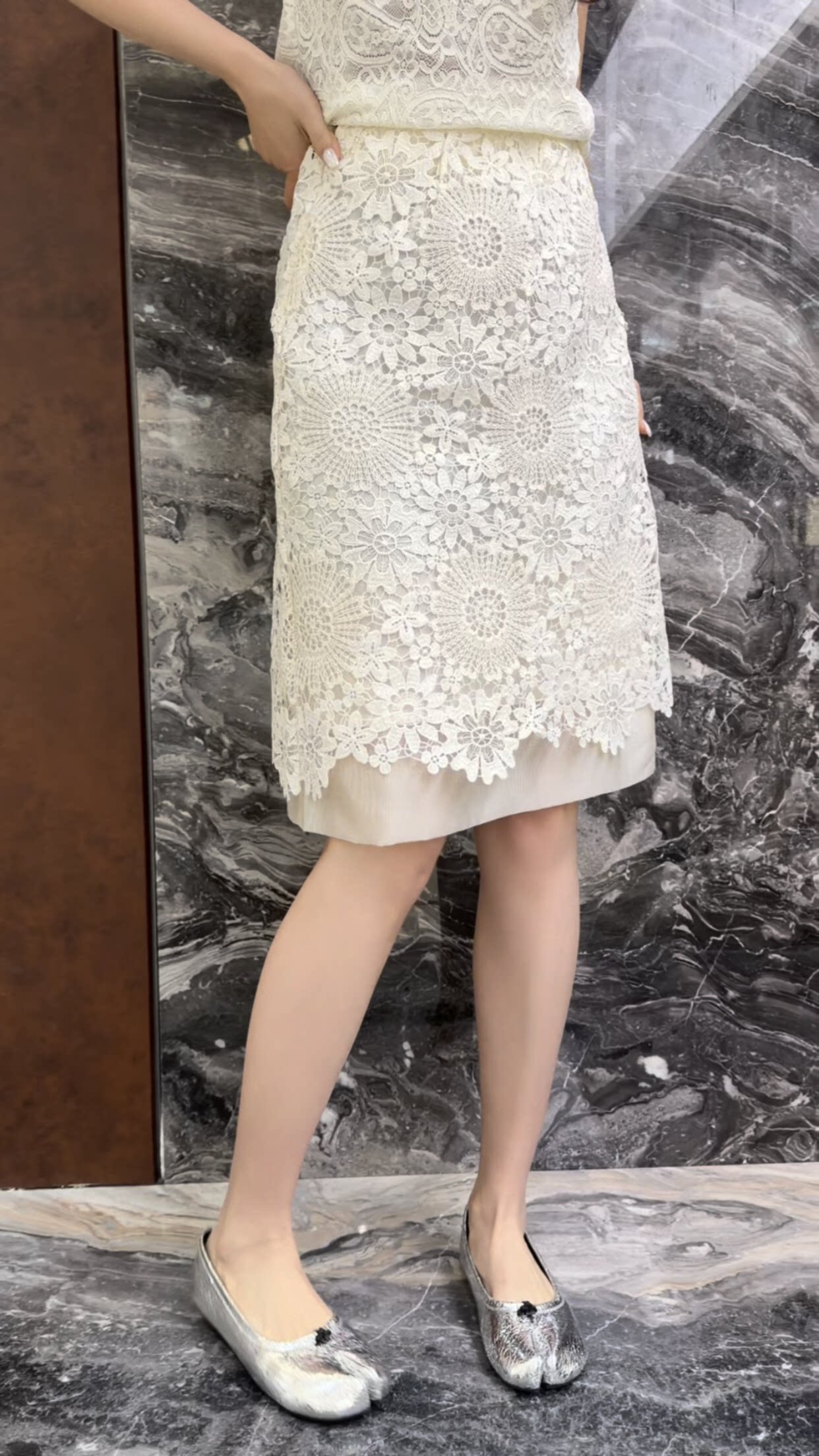 欧洲站2026春季新款时尚设计感小众韩系风蕾丝拼接百搭女士半身裙