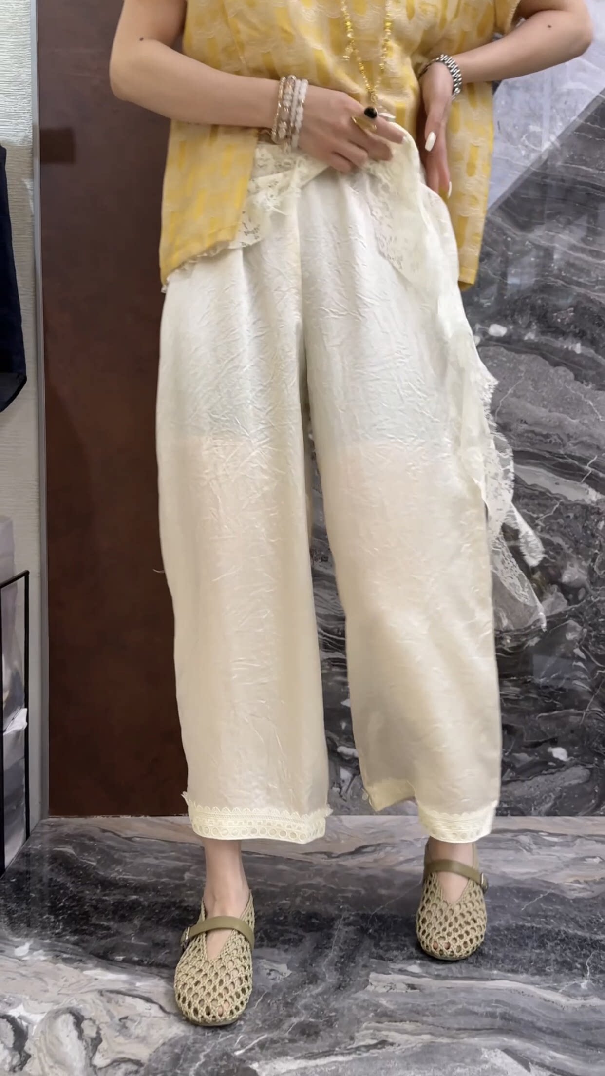 欧洲站2026夏季新款时尚宽松拼接蕾丝屁帘醋酸褶皱八分裤休闲裤女