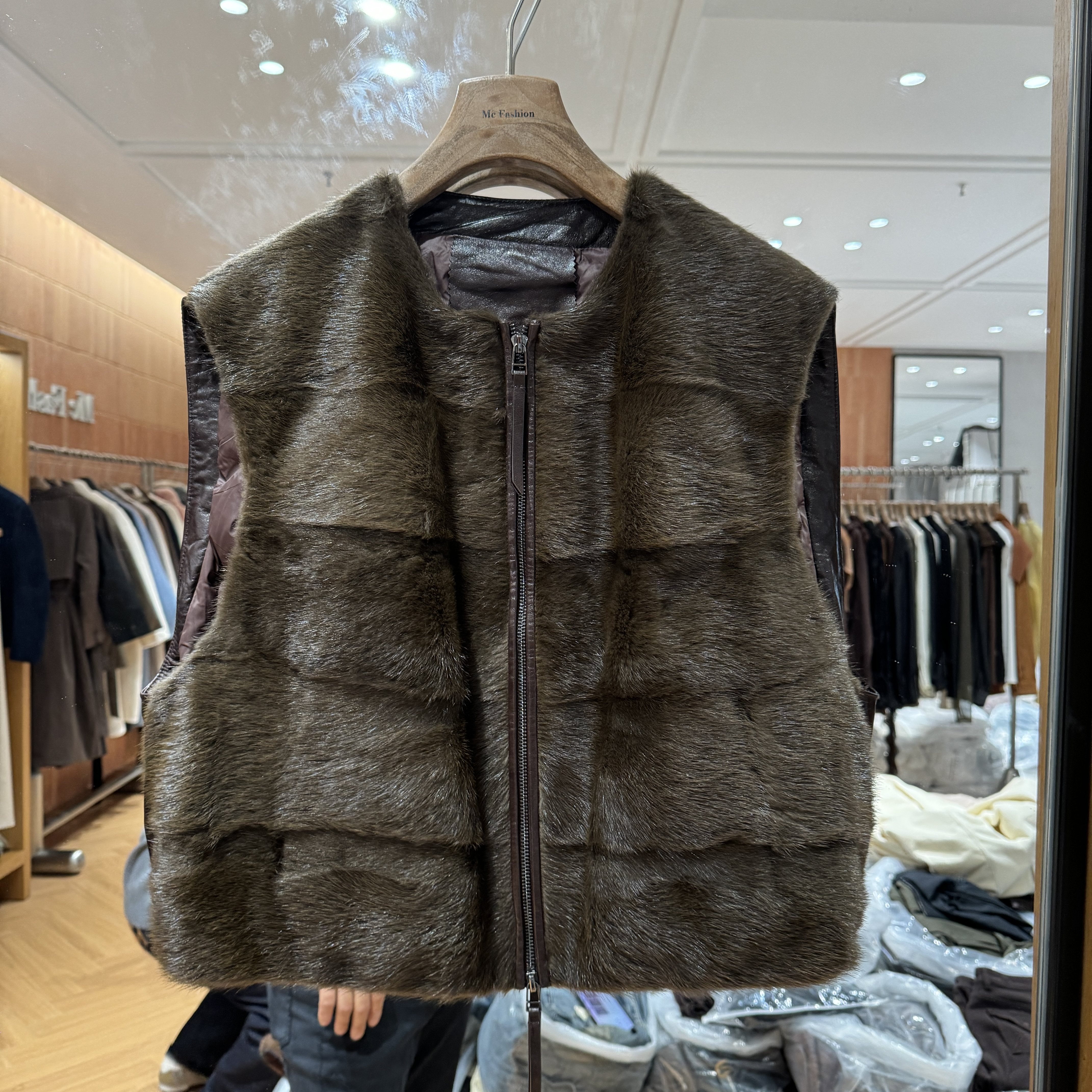可可家2026冬季新款拉链水貂皮毛纹理感绵羊皮女士皮毛外套26696