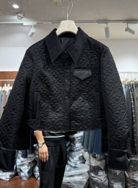 可可家欧货2026秋冬款单排扣压褶提花显瘦短款女士棉服外套68179