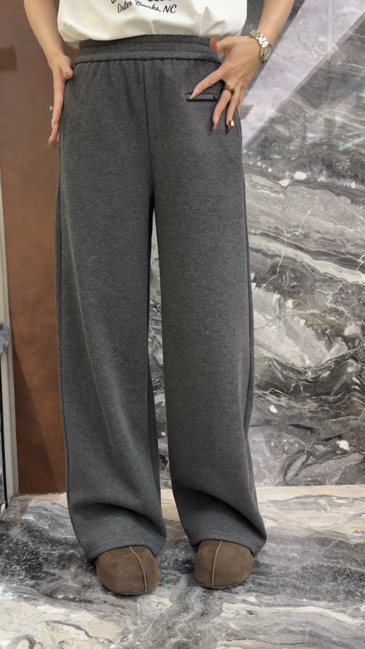 欧洲站2025冬季新款松紧高腰纯色简约显瘦百搭加厚休闲拖地卫裤潮