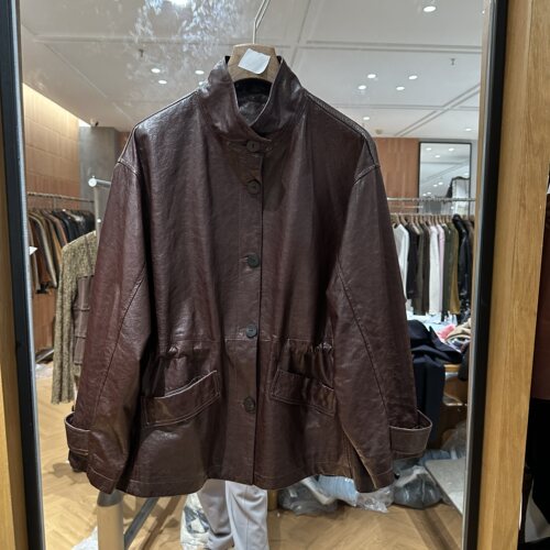 可可家欧货2026秋新品半高领单排扣宽松高级感绵羊皮女士外套2331