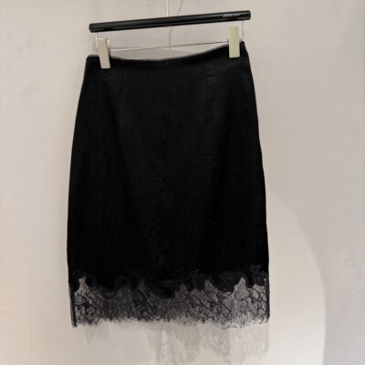 欧洲站2026春新款高腰下摆蕾丝花边百搭轻熟风包臀醋酸短裙C98198