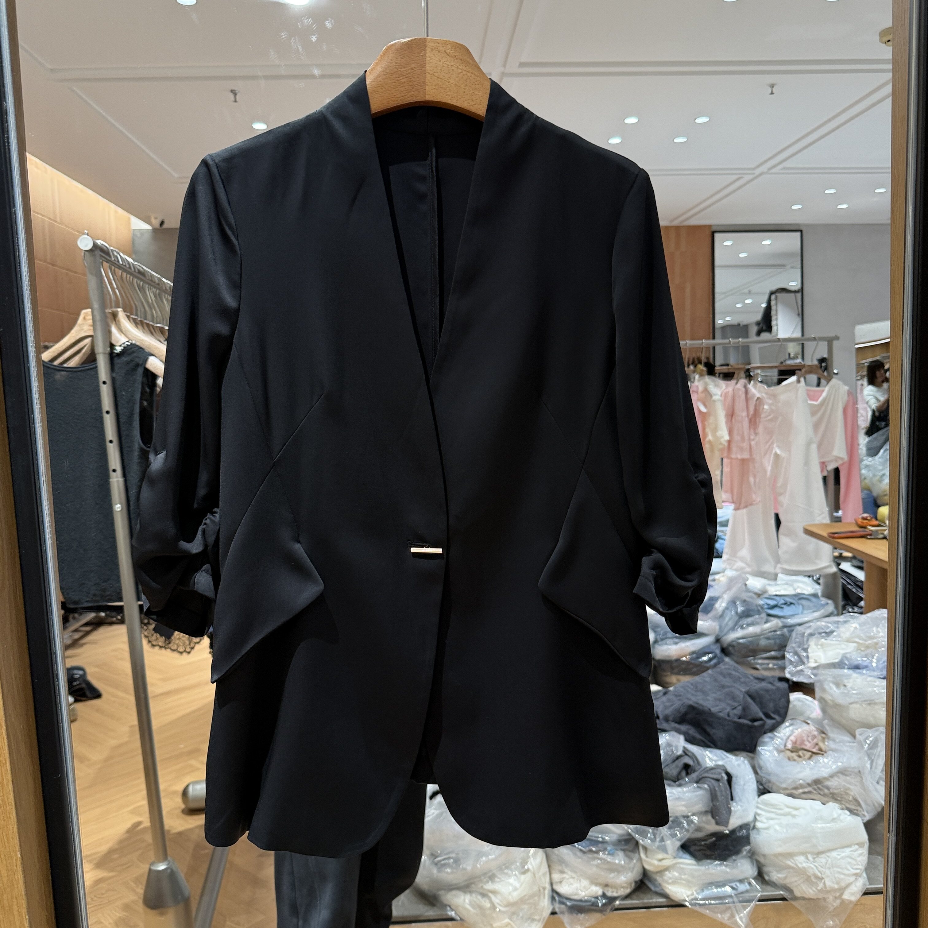 欧洲站2026春季新款V领单排扣收腰显瘦气质醋酸女士西装外套7157