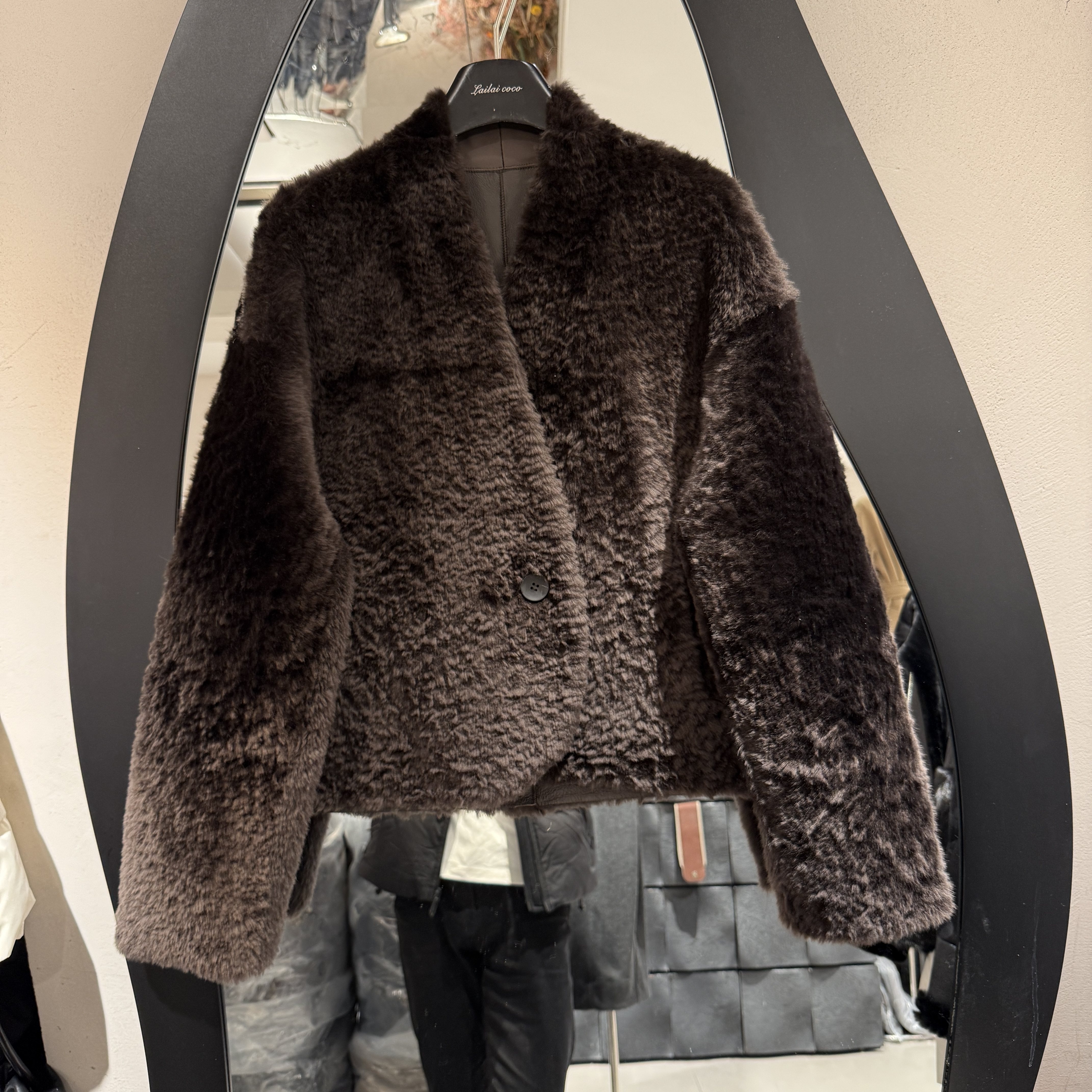 欧洲站2025冬季新款V领拉贡皮毛一体轻奢高级感短款皮草外套95181
