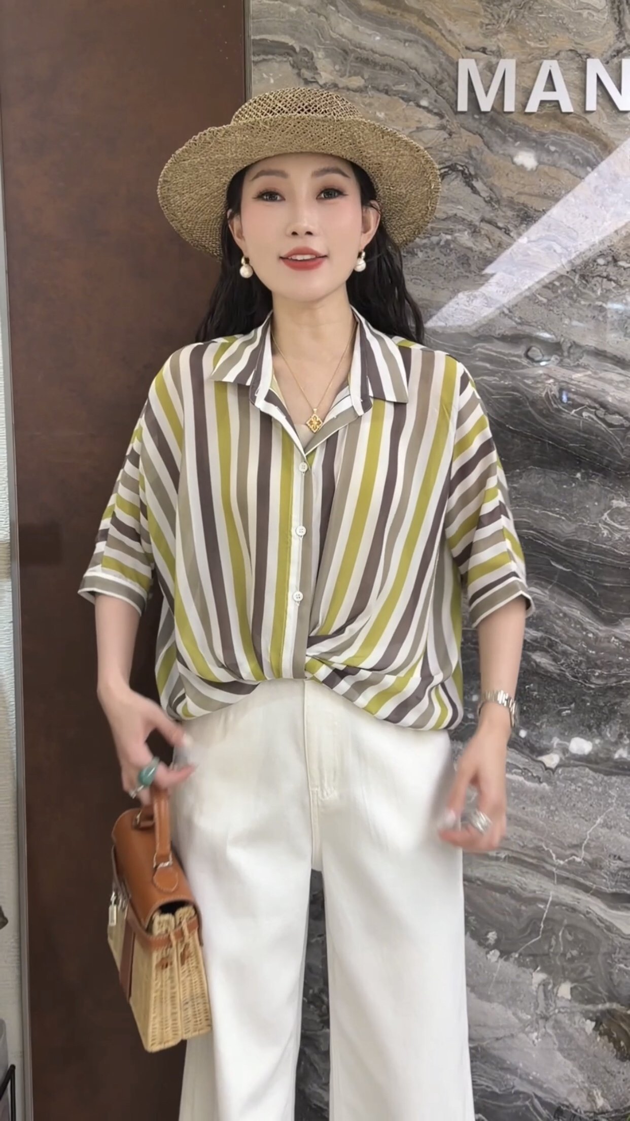 欧洲站2026夏季新款欧货翻领下摆褶皱条纹拼色职场风韩范女士衬衫