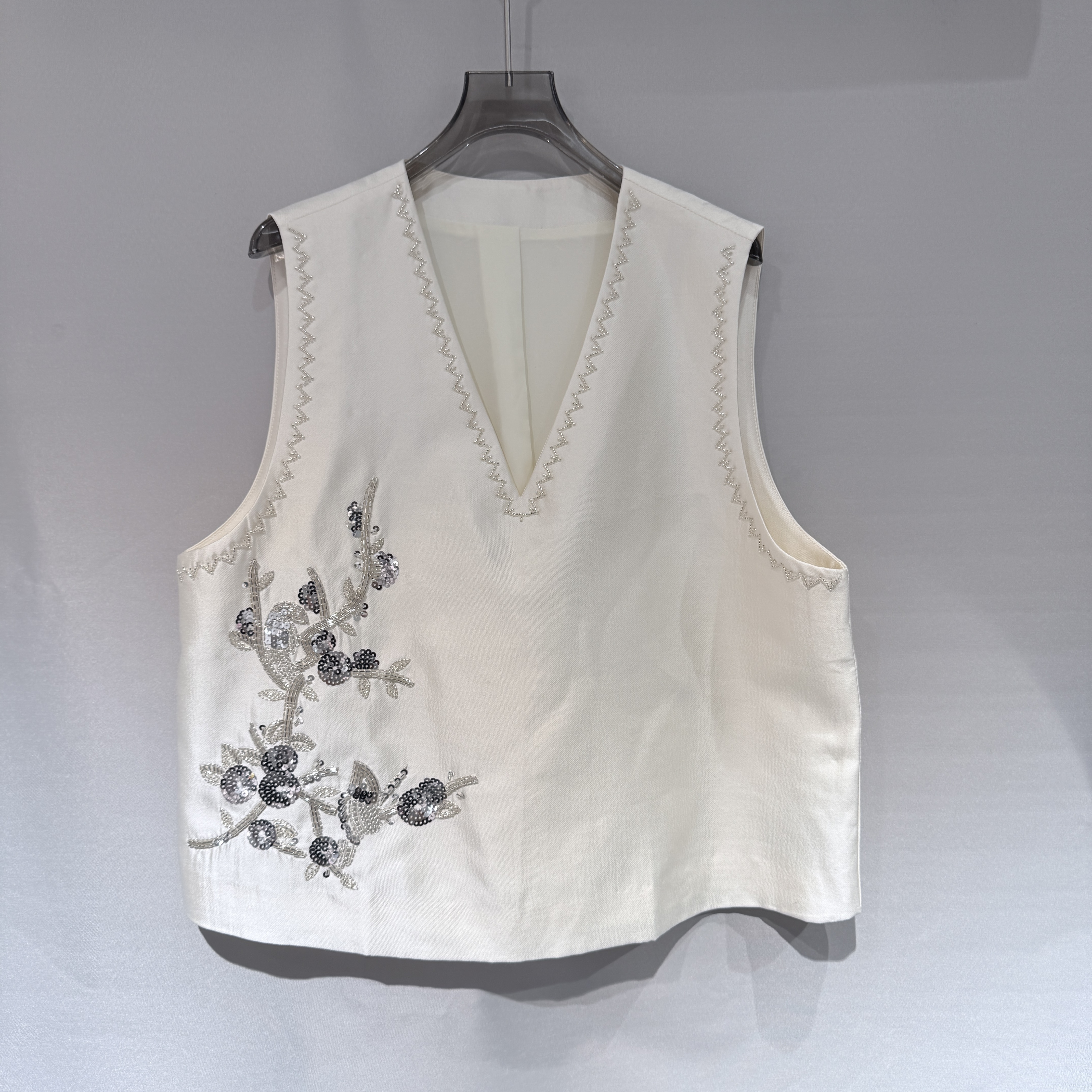 欧洲站2025冬季新款v领亮片刺绣轻熟风时尚百搭国风无袖马甲6793