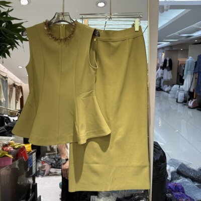 欧洲站2026春季法式优雅轻熟风黑色收腰无袖马夹半裙套装女26018