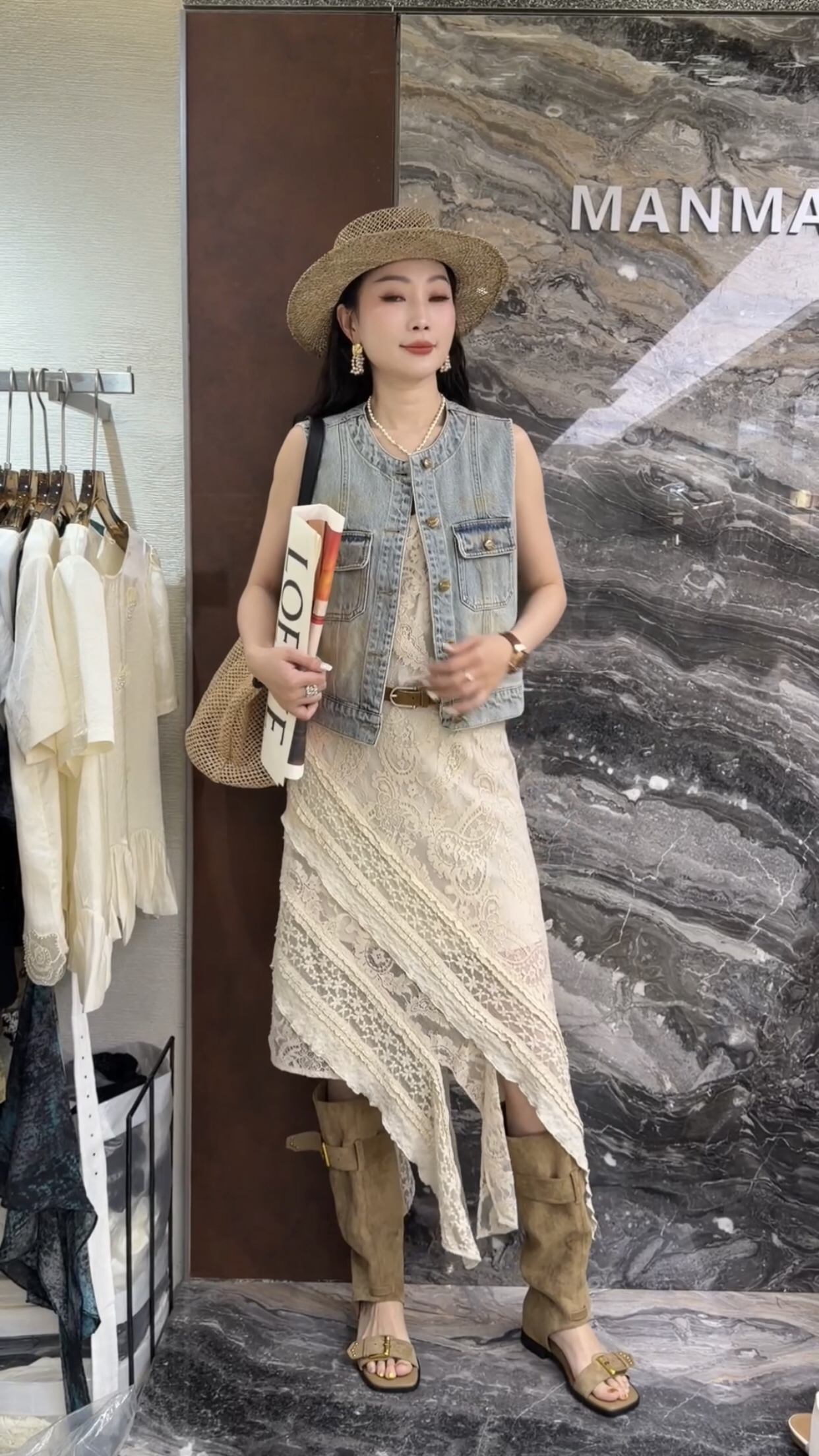 曼曼家2026夏季新款无袖短款女士牛仔马甲+不规则蕾丝吊带裙套装