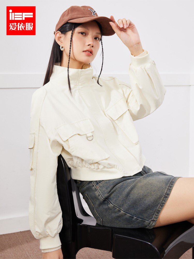 IEF/爱依服2023秋新款潮流时尚个性大口袋工装风休闲短款外套3011属于什么档次？