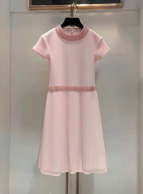 高端精致小香风温柔风超好看粉色圆领修身连衣裙子女夏天2026新款