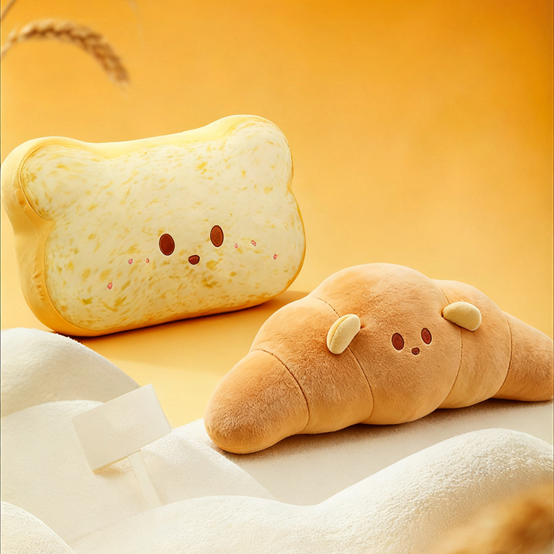 吐司面包毛绒抱枕公仔牛角包玩偶