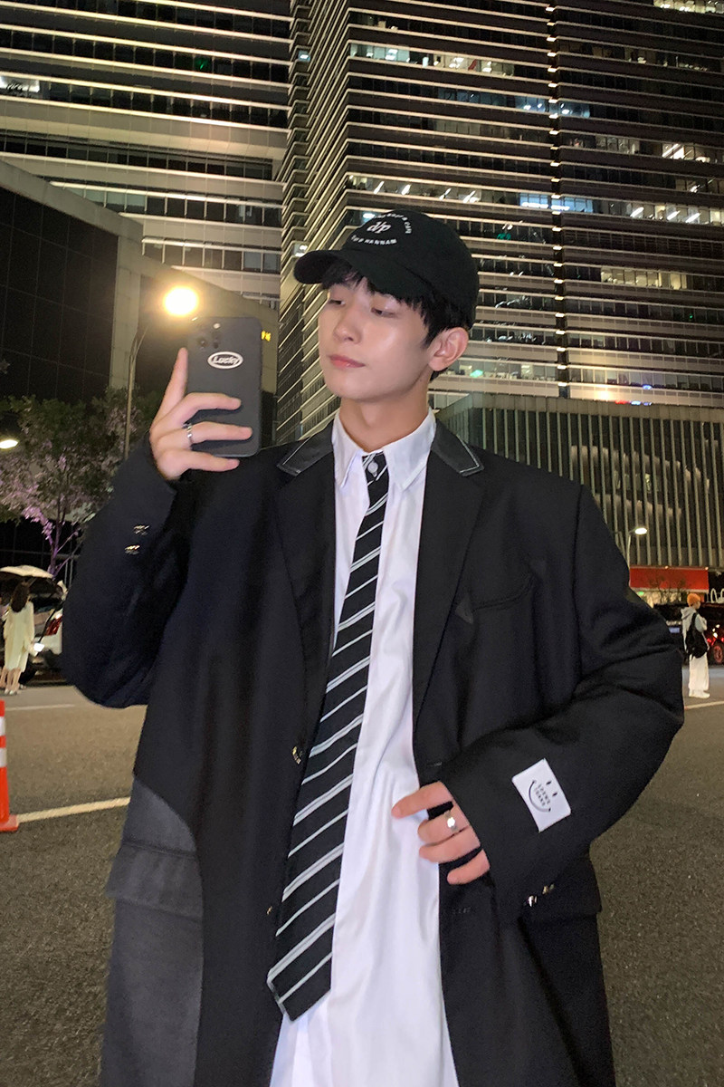 2025春季新款港风原创仿牛仔口袋拼接西服外套黑GX12-P100,男装西服,电商B277A（原A068）