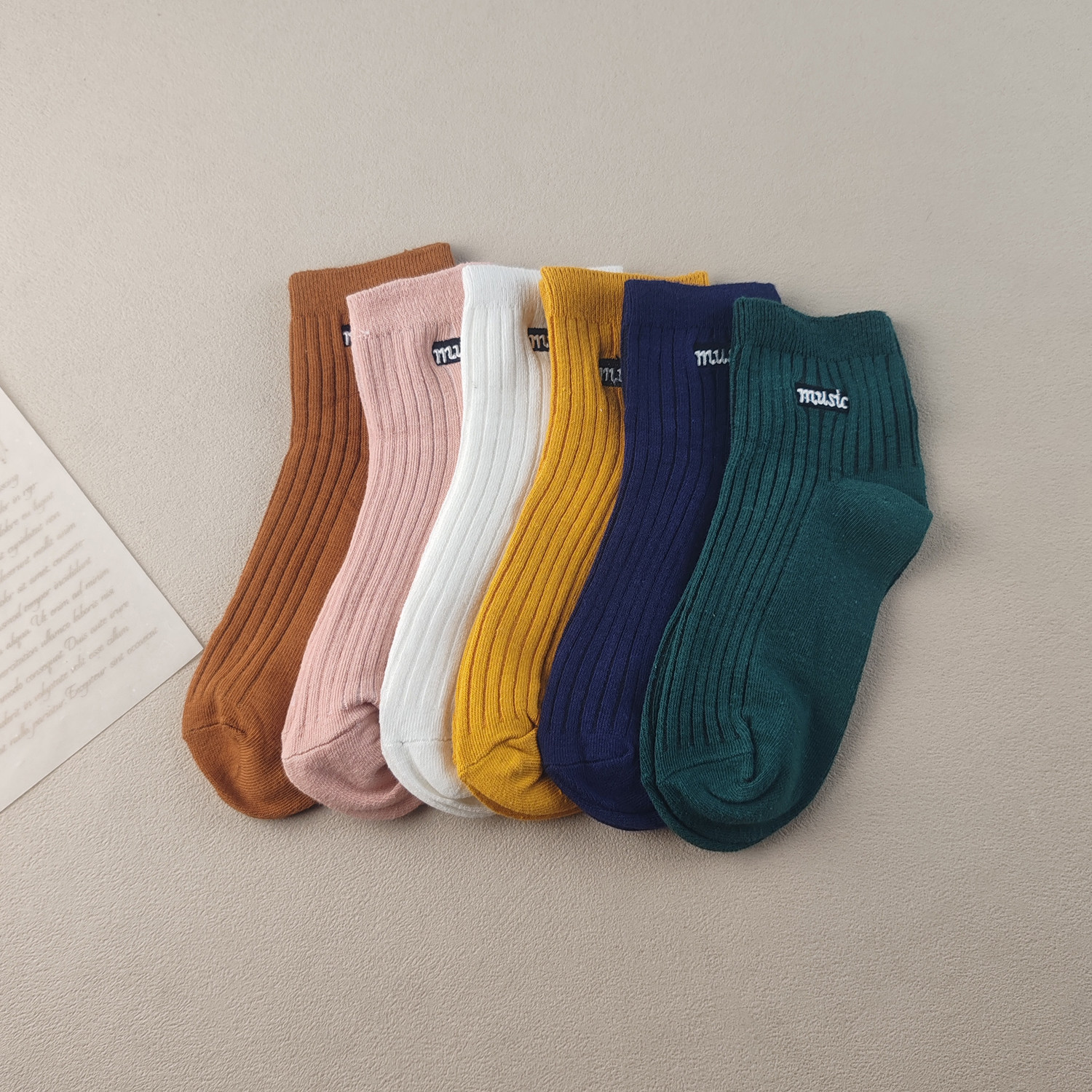 刺绣坑条女袜子螺纹针织短袜女多色舒适百搭堆堆袜棉质吸汗透气女