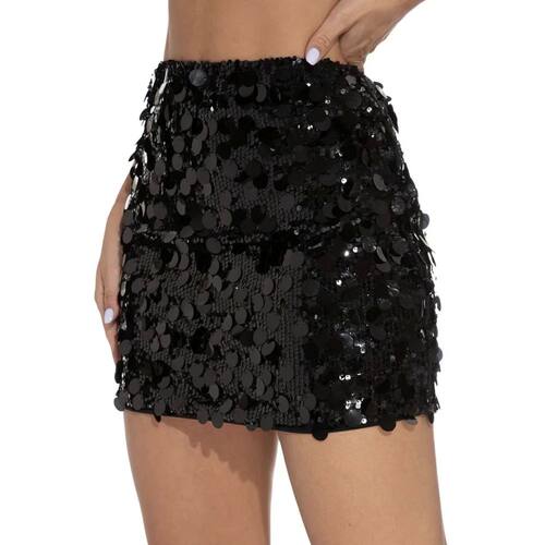 中腰不规则亮片包臀短裙Mid waist irregular sequin short skirt