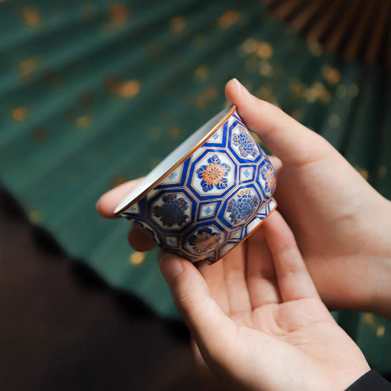 小白茶具//忘言造物斗彩描金锦地牡丹纹主人杯景德镇手工手绘茶器