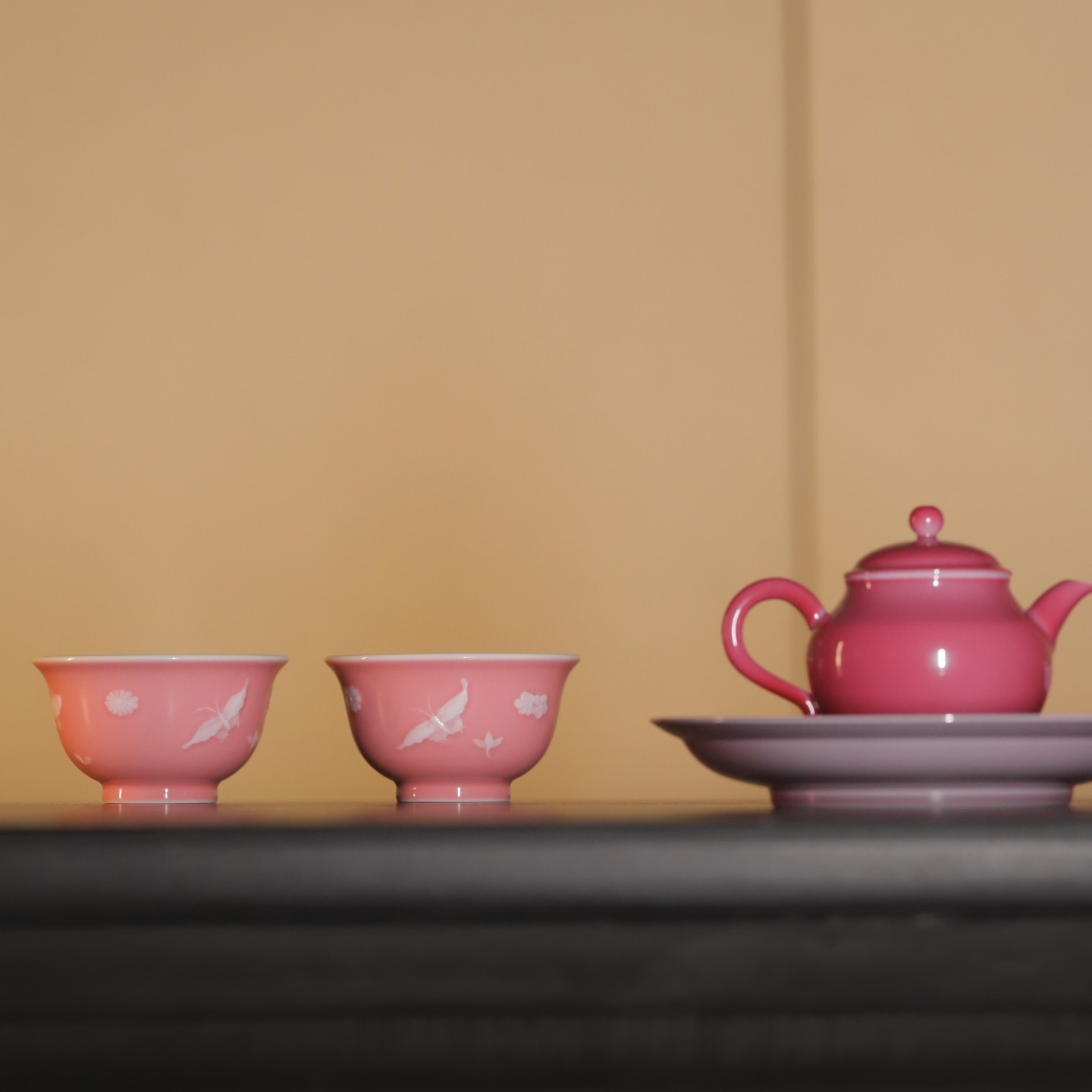 小白茶具//忘言造物愚彻系列桃红堆白花蝶小压手杯景德镇手工茶杯